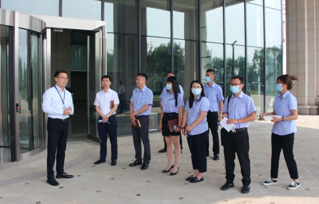畅通空地衔接，携手合作共赢——凤凰岛出行赴东方航空参观交流