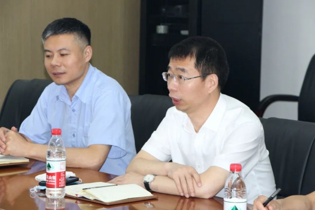 畅通空地衔接，携手合作共赢——凤凰岛出行赴东方航空参观交流