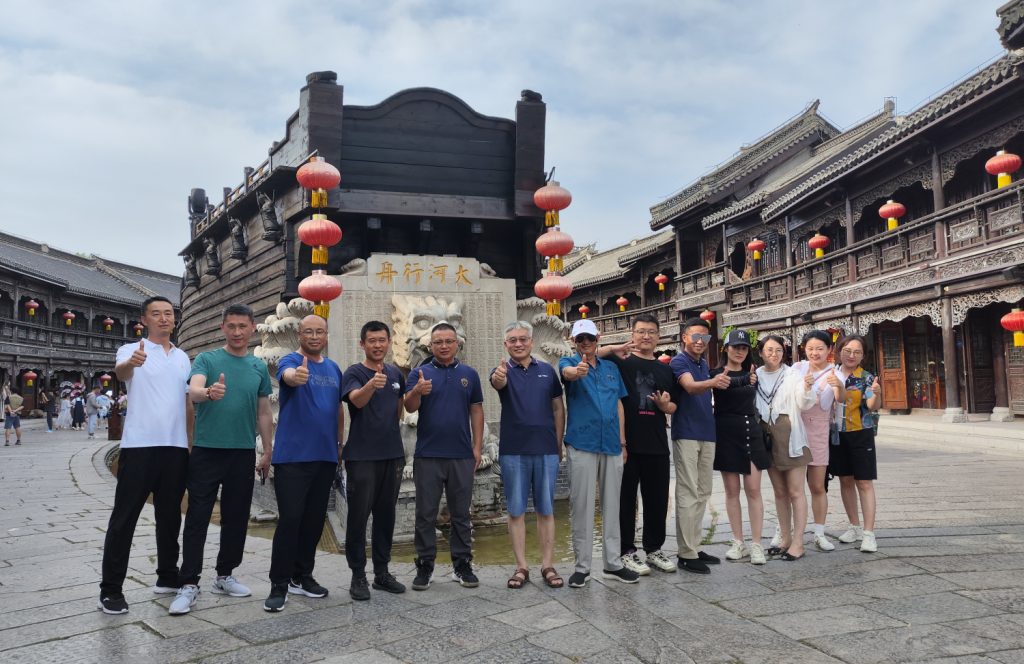 “团结拼搏，砥砺前行”—凤凰岛出行六月红色文化之旅