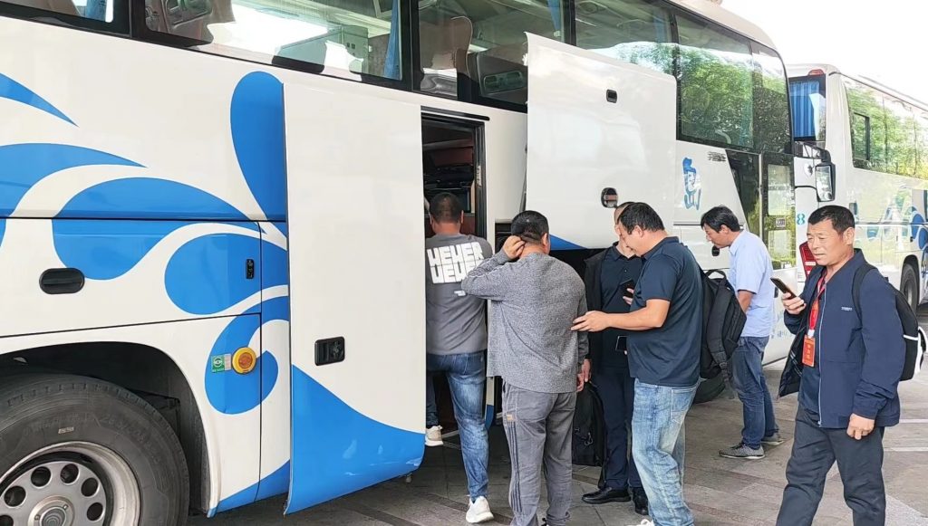 凤凰周报2023年19期|凤凰岛出行护航海尔员工中秋返乡；凤凰岛出行助力邦基科技会议成功举办