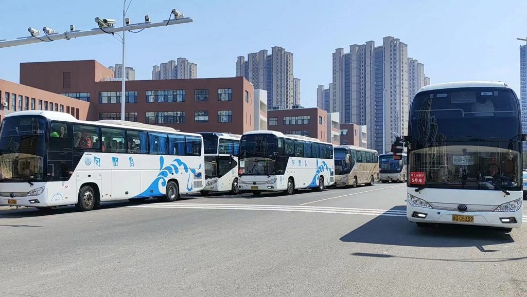 凤凰周报2024年07期|凤凰岛出行助力新区第六初级中学研学旅行；凤凰岛出行举办第二季度安全生产工作会议