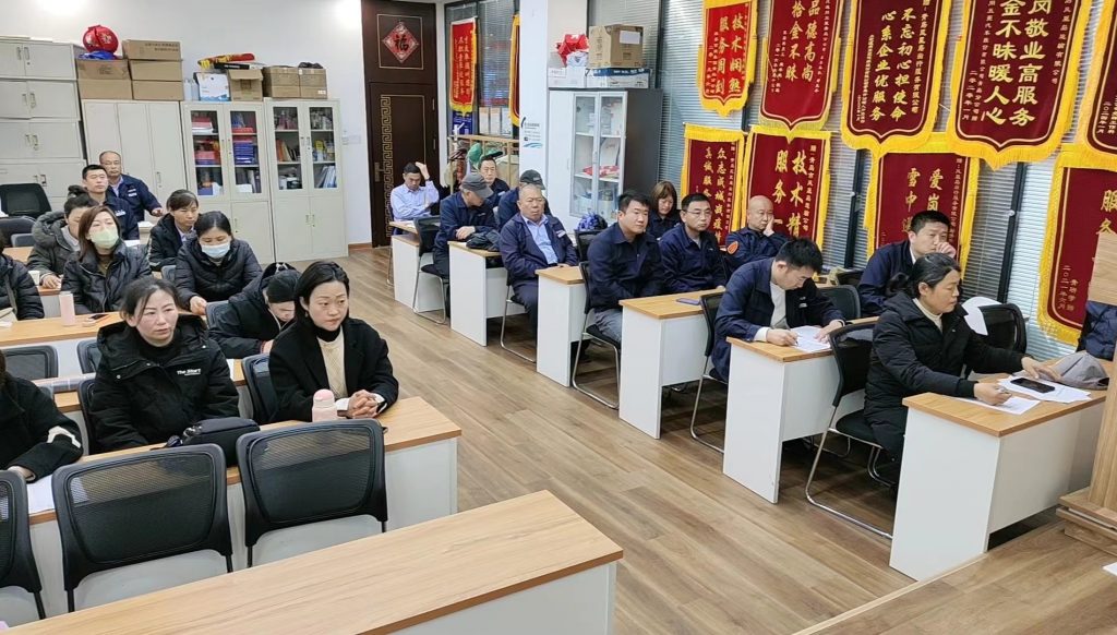 凤凰周报2024年08期|凤凰岛出行举办安全生产消防应急培训；凤凰岛出行助力区工商联共建联建主题活动成功举办